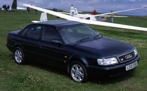 Audi 100 S4 Sedan 1991 года (UK)